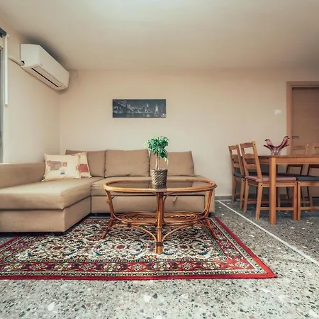 Eptalofos Loft